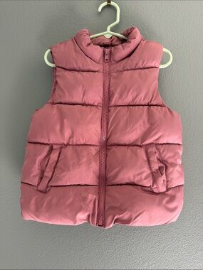 Old Navy Puffer Vest